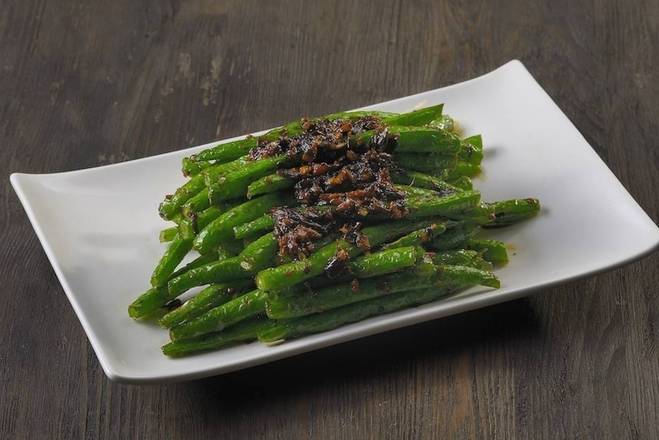 602 Stir Fried Green Beans with Pickled Olive / 榄菜四季豆